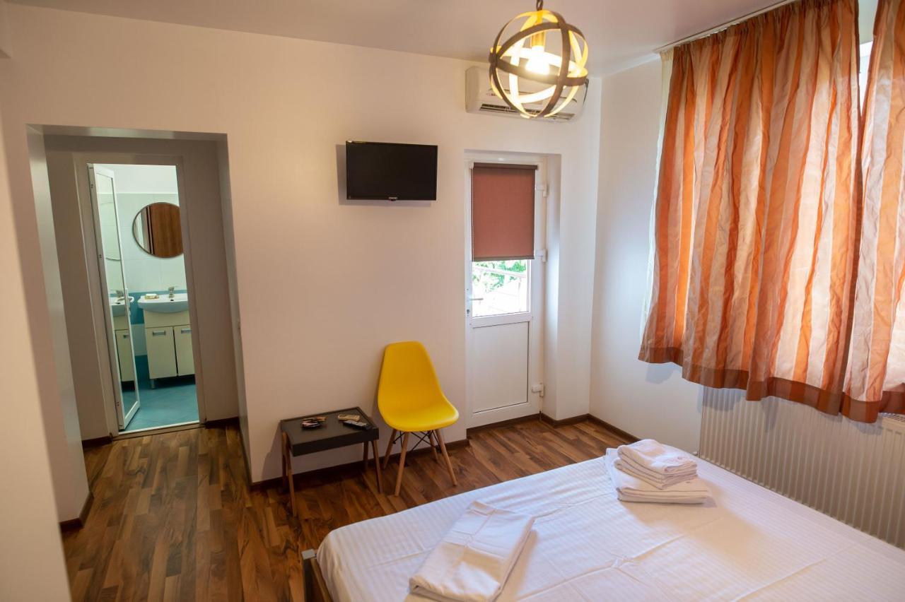 Hotel Vila Jean Bart Mangalia Exterior foto