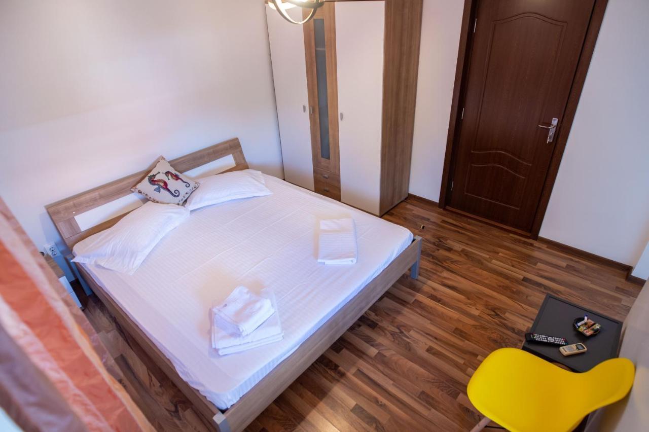 Hotel Vila Jean Bart Mangalia Exterior foto