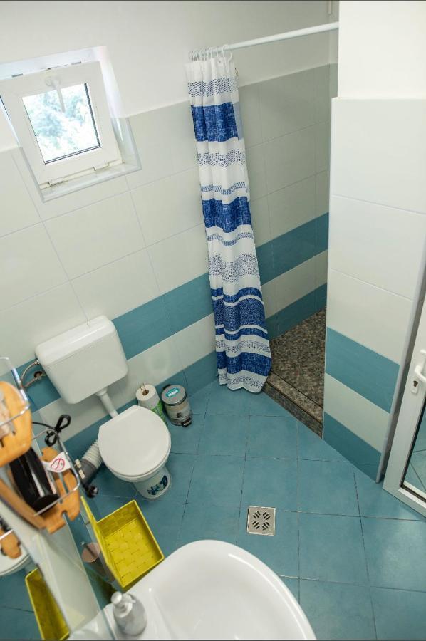 Hotel Vila Jean Bart Mangalia Exterior foto